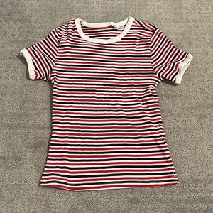 Cute ribbed stripped shirt!